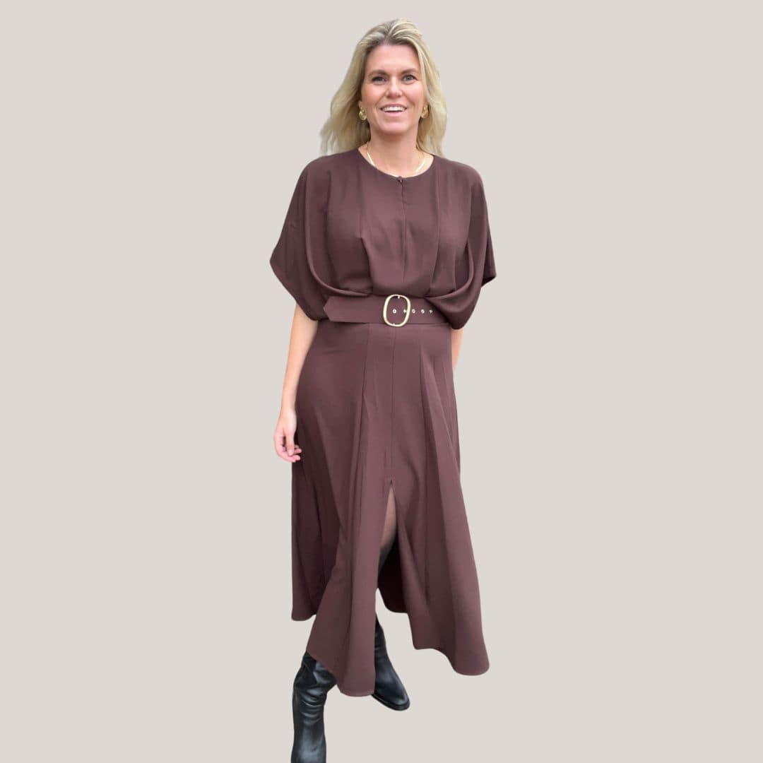 Adjuhdfc Dress Lang Kjole Med Bælte Brun - Imperial Kjole